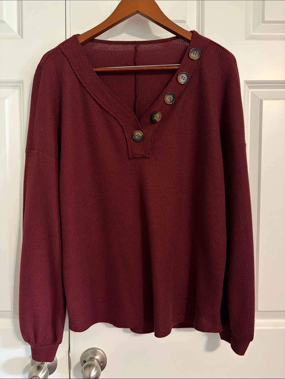 Waffle Knit Pullover Henley - Burgundy